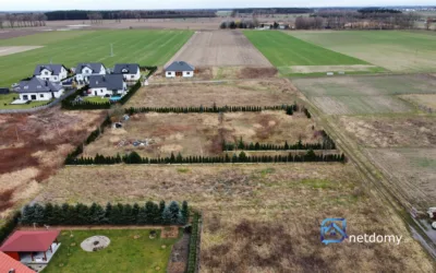Atrakcyjna działka budowlana 2100 m² w Bielawie, ul. Jaskrowa - Działki na sprzedaż