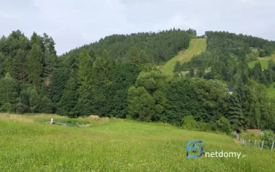 Działka budowlana w Kluszkowcach z panoramicznym widokiem na okolicę – zdjęcie 2