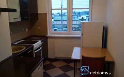 Mieszkanie w centrum Kobyłki, oddzielna kuchnia, balkon, garderoba - Mieszkania na sprzedaż