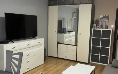 Mieszkanie 3 pokojowe os. Na Wzgórzach - Mieszkania na sprzedaż