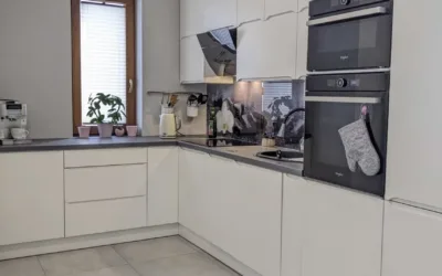 Nowoczesne i przestronne 3 pokojowe mieszkanie z balkonem - Mieszkania na sprzedaż
