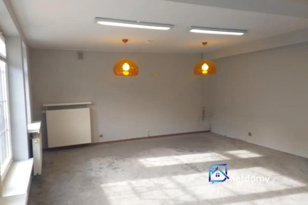 Do wynajęcia lokal 55m2 w Nowym Targu - Mieszkania na sprzedaż