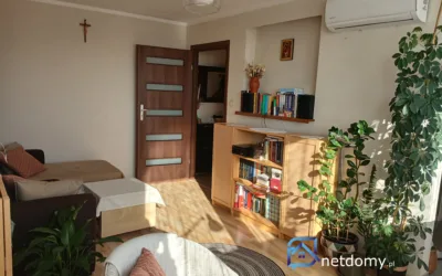 Sprzedam mieszkanie 35,9 m² – 2 pokoje, balkon, 10 piętro, winda – os. Polne – zdjęcie 3
