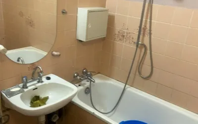 Kawalerka z balkonem i oddzielną kuchnią Kraków Nowy Bieżanów - Mieszkania na sprzedaż