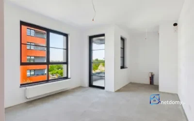 Kawalerka 25,64 m² w DOKI Gdańsk | balkon i widok na Martwą Wisłę