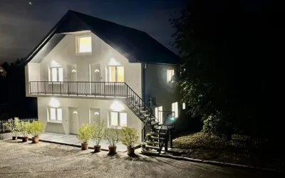 (8) Dom inwestycyjny na sprzedaż! 4 niezależne mieszkania w spokojnej okolicy – Zabawa, Wieliczka - Nieruchomości ogłoszenia