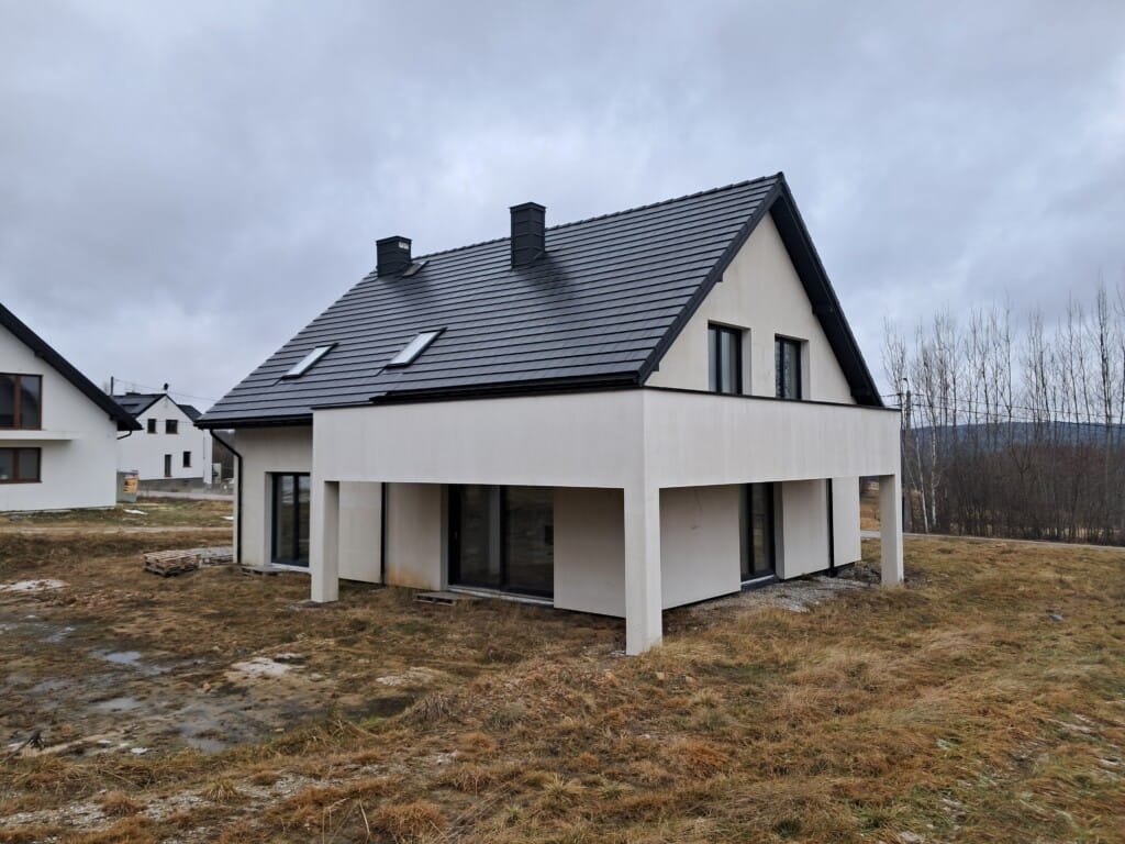Dom , Nowy . Piękna okolica / Bez posredników - Nieruchomości ogłoszenia