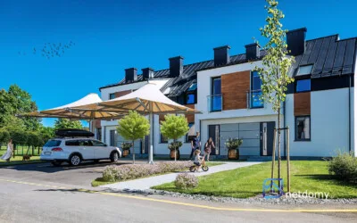 Dwupoziomowy dom na sprzedaż przy ul. Golfistów w Wejherowie - 79,67 m² - Nieruchomości ogłoszenia