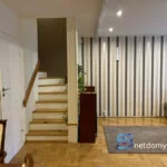 Skrajny szeregowiec 136 m² w Ursus Gołąbki – 5 pokoi, ogród, 4 miejsca parkingowe - Netdomy