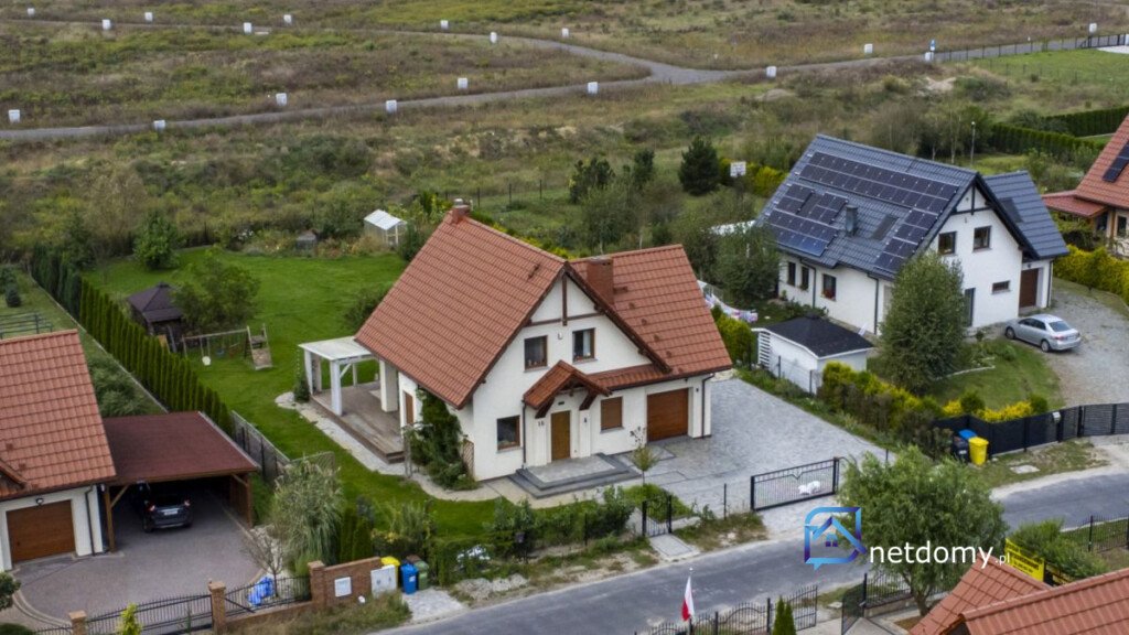 Dom wolnostojący 188 m² z dużą działką na Osiedlu Ziołowym - Chrząstawa Wielka - Netdomy