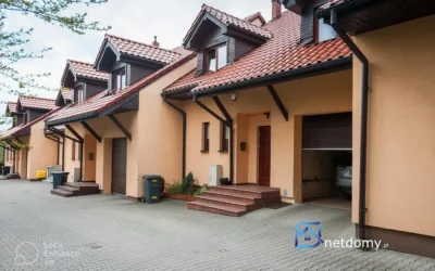Szeregowy dom 150 m² z garażem i ogrodem – Katowice Kostuchna - Netdomy