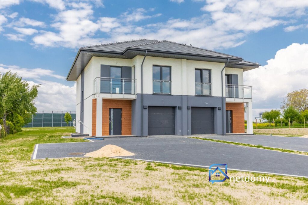 Energooszczędny bliźniak 179 m² z pompą ciepła, garażem i dużą działką – Świdniczek k. Lublina - Netdomy