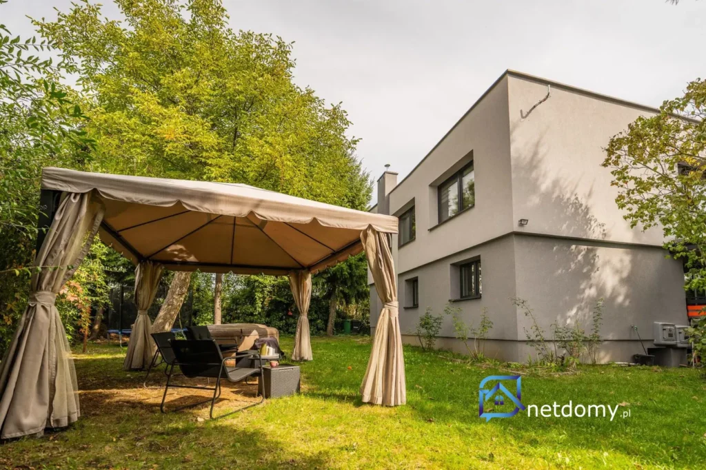 Elegancki dom wolnostojący 253,85 m² z ogrodem 400 m² w Mikołowie - Netdomy