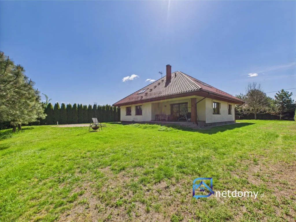 Dom wolnostojący 225 m², działka 1263 m² – Lewickie k. Białegostoku - Netdomy