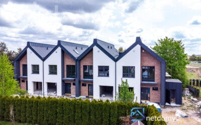 Nowoczesny skrajny segment z dużym ogrodem – Gdynia Chwarzno 186 m² - Netdomy