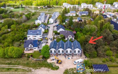 Nowoczesny skrajny segment z dużym ogrodem – Gdynia Chwarzno 186 m² - Netdomy