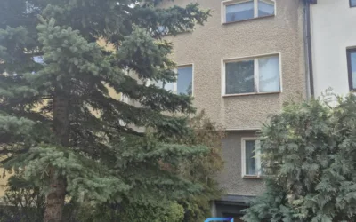 Szeregowiec 219 m² do remontu – Toruń Wrzosy ul. Goździkowa - Netdomy