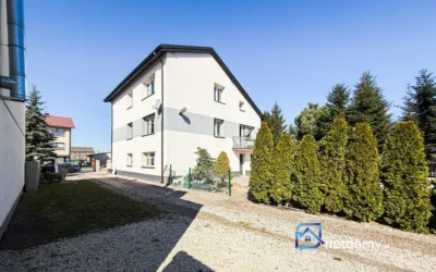 Dom 250 m² Radom, ul. Lotnicza – po remoncie, 9 pokoi, działka 735 m² - Netdomy