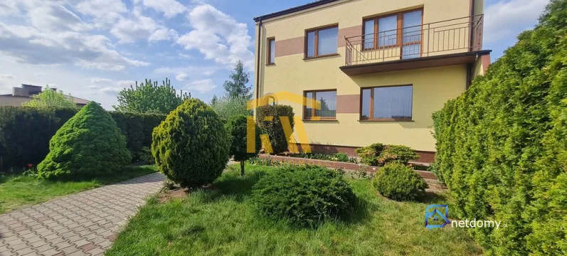 Przestronny dom z ogrodem i lokalem usługowym – Radom Obozisko, 229 m² - Netdomy