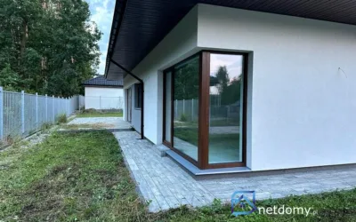 Dom 200 m² Radom Zdziechów – garaż 40 m², fotowoltaika, działka 1027 m² - Netdomy