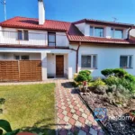 Płock, Zielony Jar – segment 225 m², 9 pokoi, garaż i ogród, ul. Dywizjonu 303, działka 396 m² - Netdomy