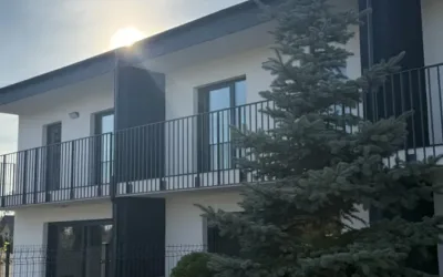 Łódź Bałuty‑Doły, Bystrzycka — szereg 113 m² z pompą ciepła, ogrodem 261 m² i tarasem - Netdomy