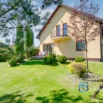 Dom 194 m² na działce 1751 m² – Tychy Mąkołowiec, Kolibrów, garaż, 2009 r. - Netdomy