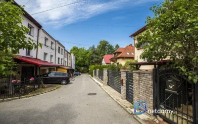 Dom szeregowy 220 m² – Rzeszów, Mieszka I (ul. Olszewskiego) | 9 pokoi, 4 łazienki, garaż - Netdomy