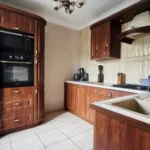 Płock, ul. Zalewskiego – bliźniak 150 m² z 2 garażami i piwnicą, działka 270 m² - Netdomy