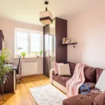 Warszawa, Białołęka – kompaktowy dom 60,44 m² z ogrodem 180 m², kominek, poddasze do adaptacji, 2 miejsca postojowe - Netdomy