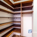 Warszawa, Białołęka – kompaktowy dom 60,44 m² z ogrodem 180 m², kominek, poddasze do adaptacji, 2 miejsca postojowe - Netdomy