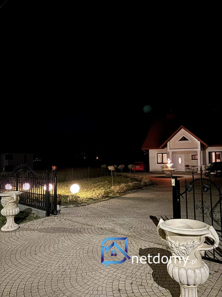 Umeblowany dom 148 m² – Rzeszów Budziwój, 15 arów, 2008 r., kominek i ogrzewanie gazowe - Netdomy