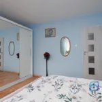 Płock, Łowicka 9 – dom 140 m² po rozbudowie, 6 pokoi, 2 garaże, działka 497 m² - Netdomy