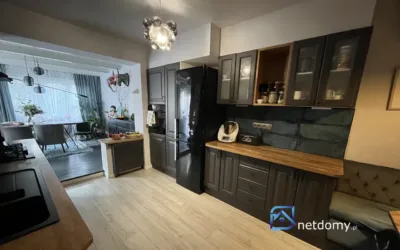 Dom na sprzedaż Szczecin Krzekowo-Bezrzecze 380 m2 z piwnicą i 7 pokojami - Netdomy