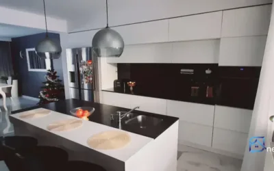 Dom wolnostojący Łódź Górna 220 m2 6 pokoi duża działka 1572 m2 - Netdomy