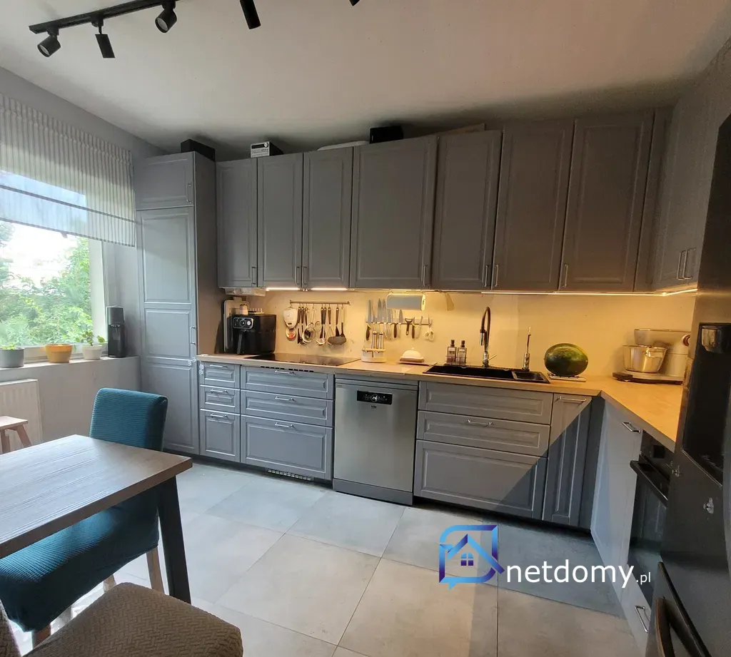 Wyremontowany dom 234 m² z garażem – Kraków Wzgórza Krzesławickie - Netdomy