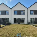 Dom z ogrodem 136 m² Klecina – gotowy bliźniak pod klucz - Netdomy