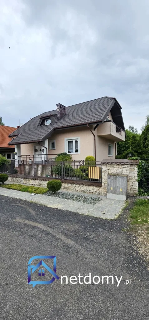 Zadbany dom wolnostojący z ogrodem | Częstochowa Lisiniec 158 m² - Netdomy