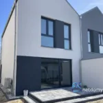 Bliźniak 88 m² + fotowoltaika | Konin Chorzeń – ul. Pelargoniowa - Netdomy