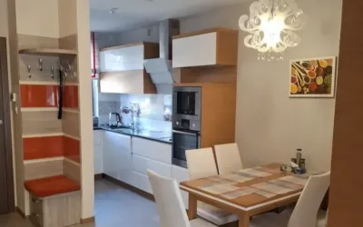 Dom szeregowy Białystok Bagnówka 140 m² z garażem i ogrodem - Netdomy