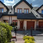 Dom szeregowy Białystok Bagnówka 140 m² z garażem i ogrodem - Netdomy