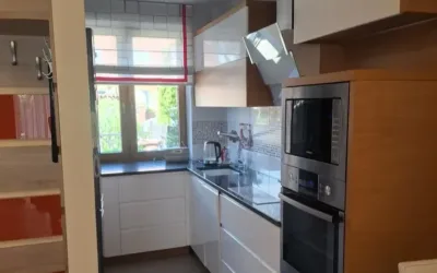 Dom szeregowy Białystok Bagnówka 140 m² z garażem i ogrodem - Netdomy