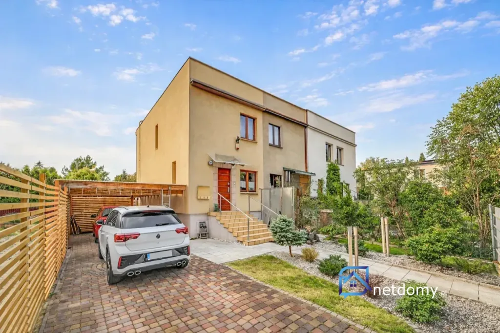 Skrajny segment 117 m² z ogrodem – Ptasie Osiedle, Katowice Kanarków - Netdomy