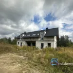 Bliźniak z garażami i dużą działką – Gniewomirowice k. Legnicy, 8 pokoi 240 m² - Netdomy