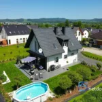 Dom z widokiem na Karkonosze i basenem – Jelenia Góra, Osiedle Europejskie - Netdomy