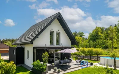 Dom z widokiem na Karkonosze i basenem – Jelenia Góra, Osiedle Europejskie - Netdomy