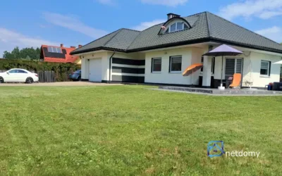 Nowoczesny dom 200 m² z widokiem na Tatry – Nowy Sącz, ul. Dunajcowa - Netdomy