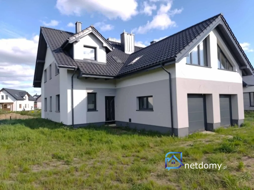 Bliźniak na sprzedaż Różyny – 166 m², 6 pokoi | Netdomy