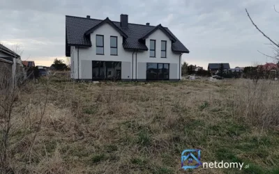 Dom Bliźniak z garażem i ogrodem , 6 pokoi , Różyny -11km od Gdańska – zdjęcie 2