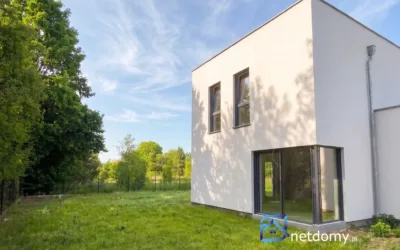 Duży bliźniak z garażem na 2 auta i działką 625 m² – Poznań Szczepankowo - Netdomy